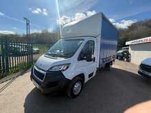 Peugeot Boxer BlueHDi 335 Built for Business 