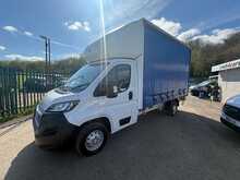 Peugeot Boxer BlueHDi 335 Built for Business 