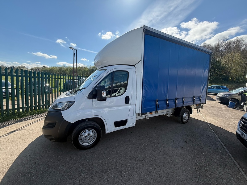 Peugeot 2.2 BlueHDi 335 Built for Business Curtainside Chassis Cab 4dr Diesel Manual L4 Euro 6 (s/s) (140 ps)
