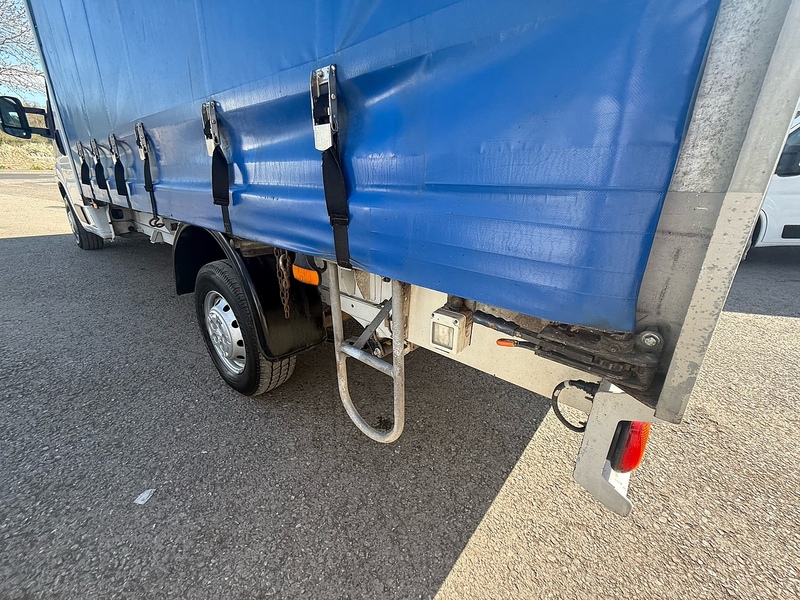 Peugeot 2.2 BlueHDi 335 Built for Business Curtainside Chassis Cab 4dr Diesel Manual L4 Euro 6 (s/s) (140 ps)