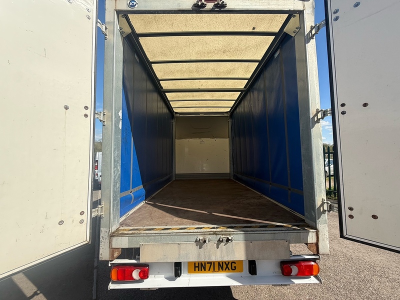 Peugeot 2.2 BlueHDi 335 Built for Business Curtainside Chassis Cab 4dr Diesel Manual L4 Euro 6 (s/s) (140 ps)