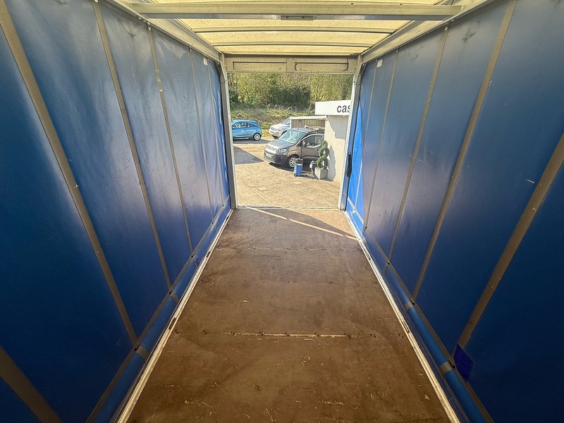 Peugeot 2.2 BlueHDi 335 Built for Business Curtainside Chassis Cab 4dr Diesel Manual L4 Euro 6 (s/s) (140 ps)