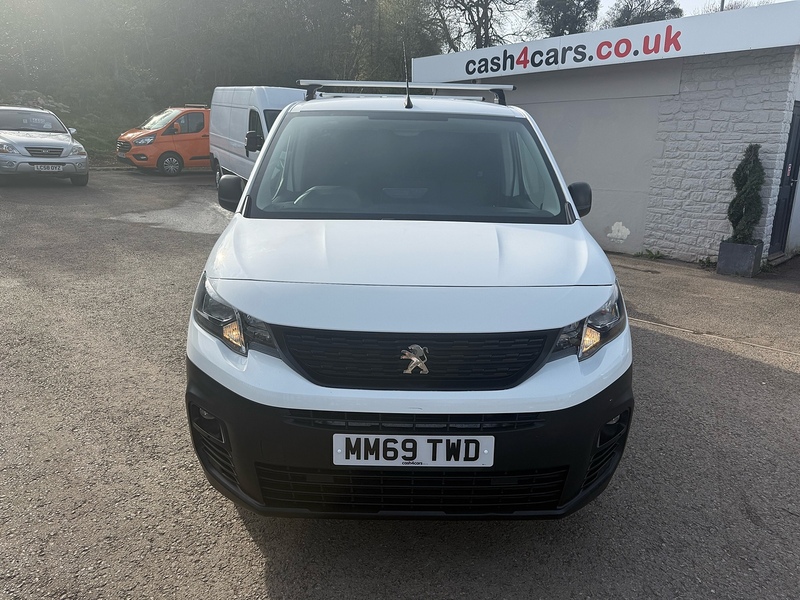 Peugeot 1.5 BlueHDi 950 Professional Long Panel Van 6dr Diesel Manual LWB Euro 6 (100 bhp)