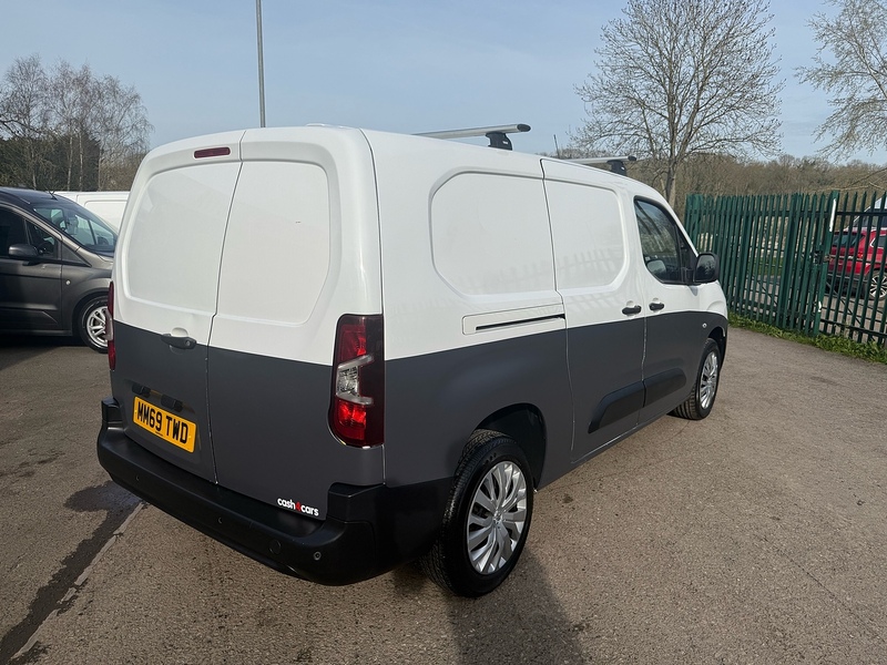 Peugeot 1.5 BlueHDi 950 Professional Long Panel Van 6dr Diesel Manual LWB Euro 6 (100 bhp)