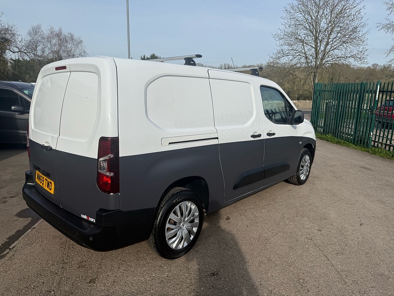 Peugeot 1.5 BlueHDi 950 Professional Long Panel Van 6dr Diesel Manual LWB Euro 6 (100 bhp)