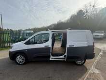 Peugeot Partner BlueHDi 950 Professional 