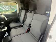 Peugeot Partner BlueHDi 950 Professional 