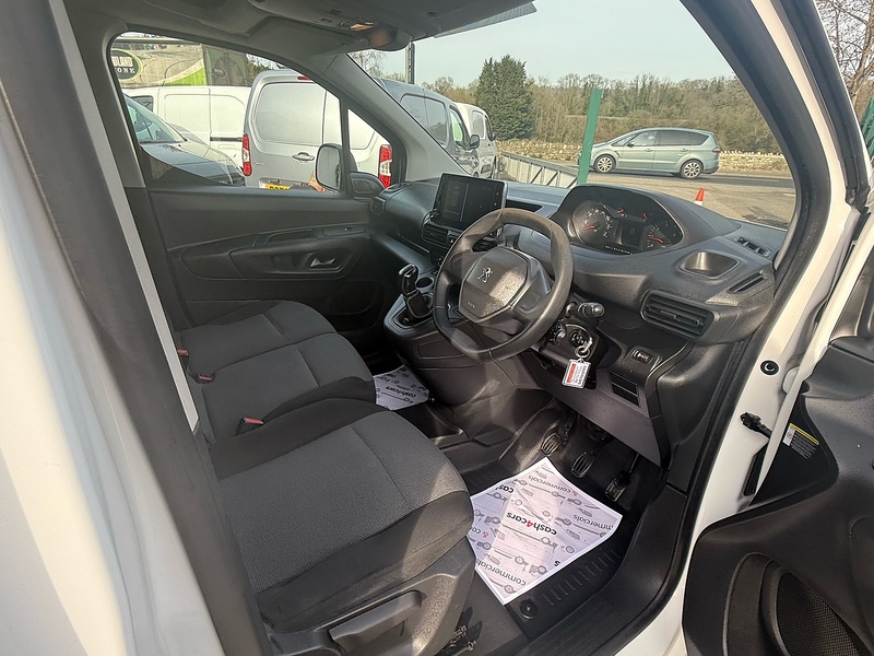 Peugeot 1.5 BlueHDi 950 Professional Long Panel Van 6dr Diesel Manual LWB Euro 6 (100 bhp)