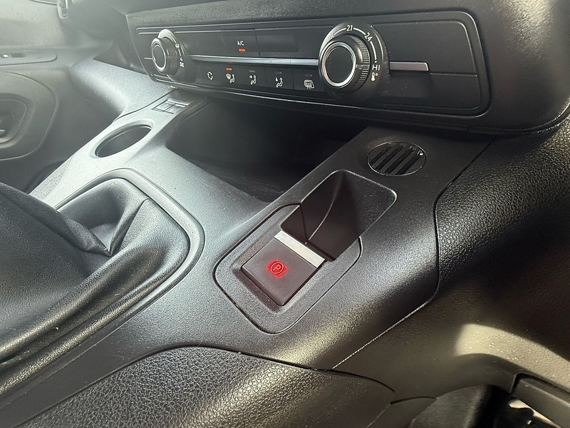 Peugeot 1.5 BlueHDi 950 Professional Long Panel Van 6dr Diesel Manual LWB Euro 6 (100 bhp)