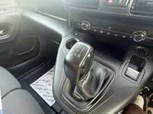 Peugeot Partner BlueHDi 950 Professional 