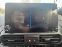 Peugeot Partner BlueHDi 950 Professional 