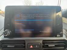 Peugeot Partner BlueHDi 950 Professional 