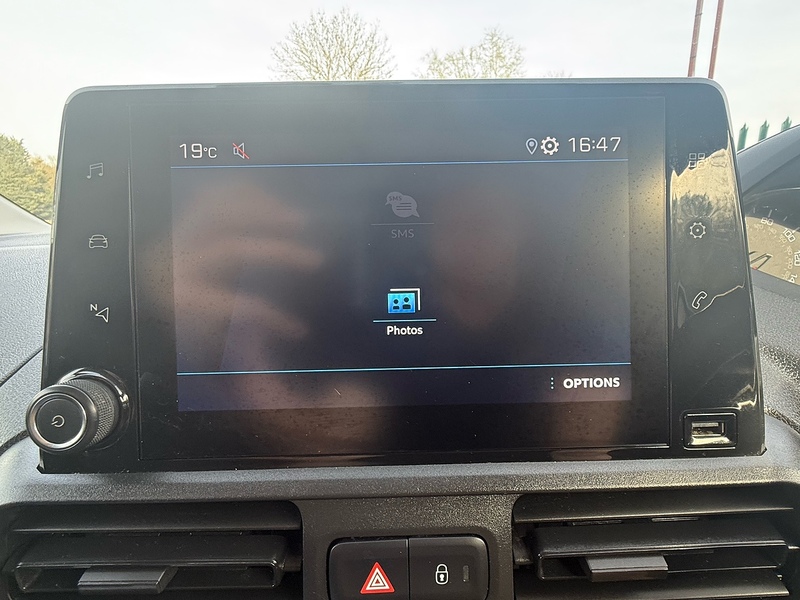 Peugeot 1.5 BlueHDi 950 Professional Long Panel Van 6dr Diesel Manual LWB Euro 6 (100 bhp)