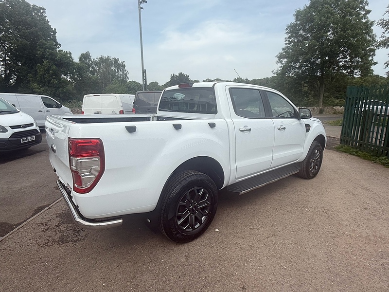 Ford TDCi XLT Pickup 2.2 Manual Diesel
