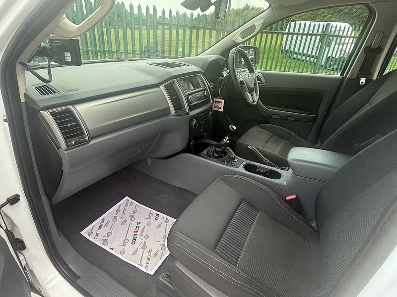 Ford TDCi XLT Pickup 2.2 Manual Diesel