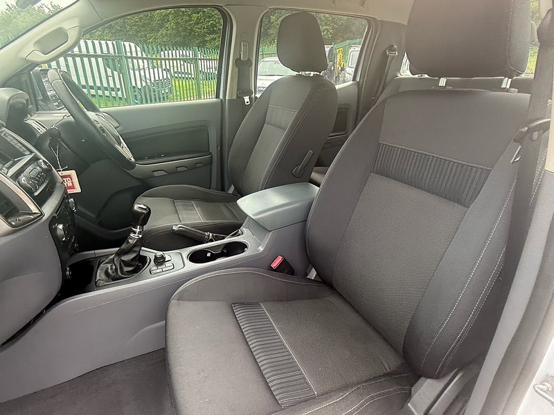 Ford TDCi XLT Pickup 2.2 Manual Diesel