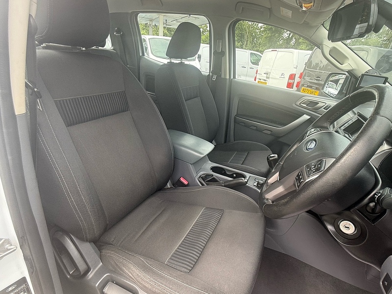 Ford TDCi XLT Pickup 2.2 Manual Diesel