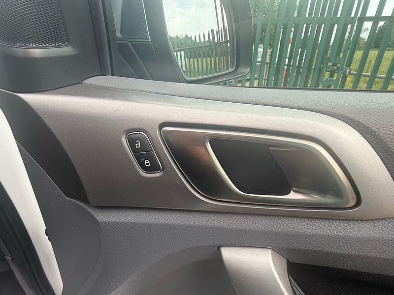 Ford TDCi XLT Pickup 2.2 Manual Diesel