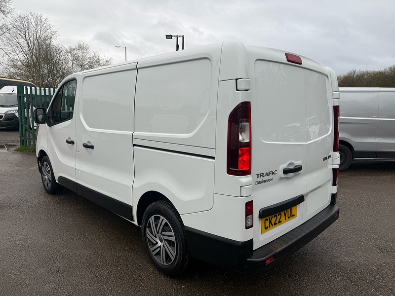 Renault 2.0 dCi Blue SL28 Business+ Panel Van 5dr Diesel Manual L1 H1 Euro 6 (s/s) (130 ps)