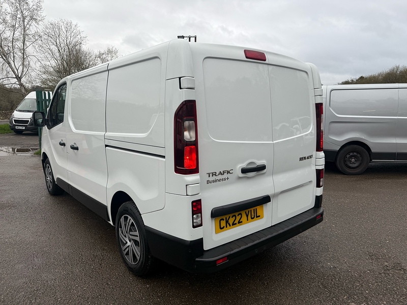 Renault 2.0 dCi Blue SL28 Business+ Panel Van 5dr Diesel Manual L1 H1 Euro 6 (s/s) (130 ps)