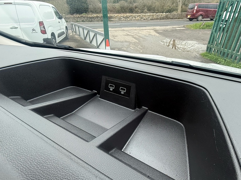 Renault 2.0 dCi Blue SL28 Business+ Panel Van 5dr Diesel Manual L1 H1 Euro 6 (s/s) (130 ps)