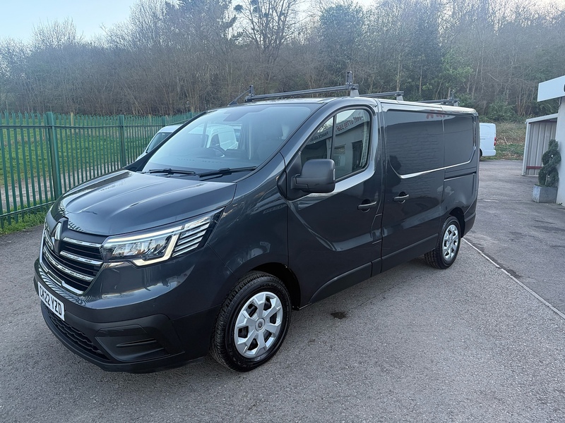 Renault 2.0 dCi Blue SL28 Business+ Panel Van 5dr Diesel Manual L1 H1 Euro 6 (s/s) (130 ps)