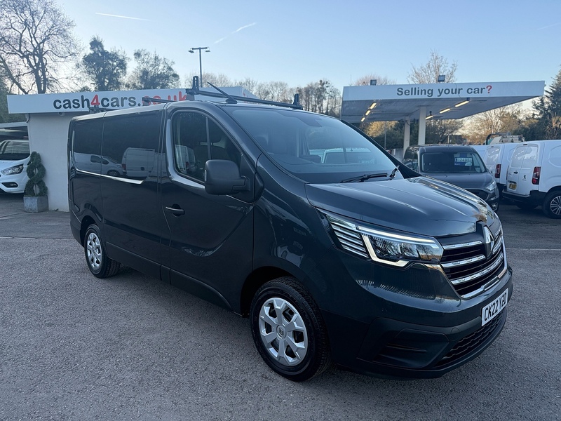 Renault 2.0 dCi Blue SL28 Business+ Panel Van 5dr Diesel Manual L1 H1 Euro 6 (s/s) (130 ps)