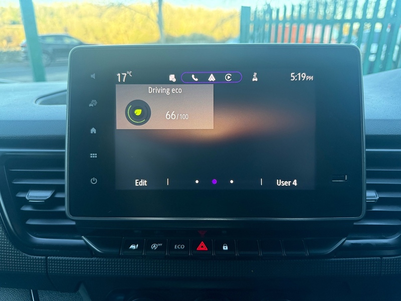 Renault 2.0 dCi Blue SL28 Business+ Panel Van 5dr Diesel Manual L1 H1 Euro 6 (s/s) (130 ps)