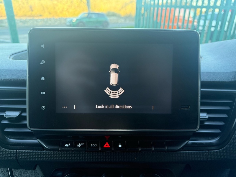 Renault 2.0 dCi Blue SL28 Business+ Panel Van 5dr Diesel Manual L1 H1 Euro 6 (s/s) (130 ps)