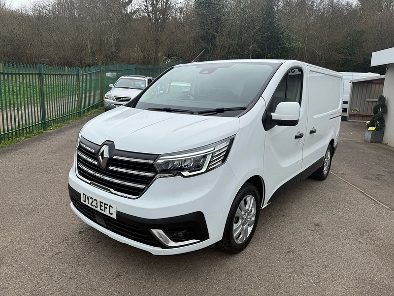 Renault 2.0 dCi Blue SL28 Sport Panel Van 5dr Diesel Manual L1 H1 Euro 6 (s/s) (130 ps)