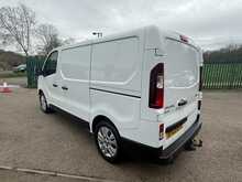Renault Trafic dCi Blue SL28 Sport 