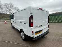 Renault Trafic dCi Blue SL28 Sport 