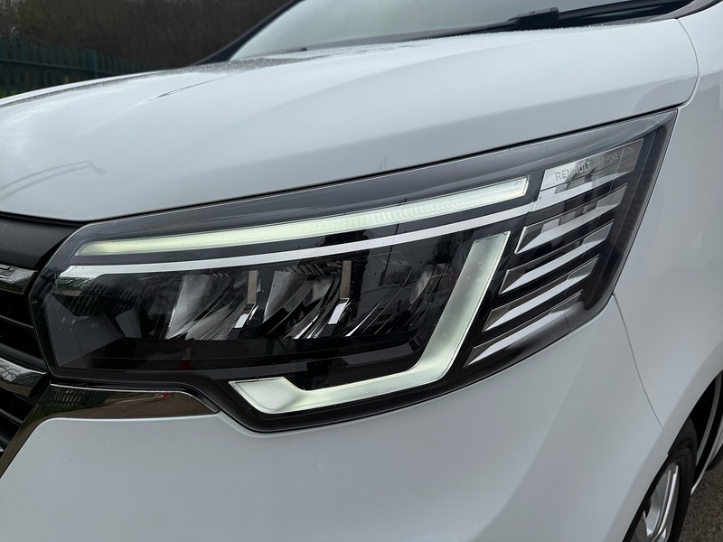 Renault 2.0 dCi Blue SL28 Sport Panel Van 5dr Diesel Manual L1 H1 Euro 6 (s/s) (130 ps)