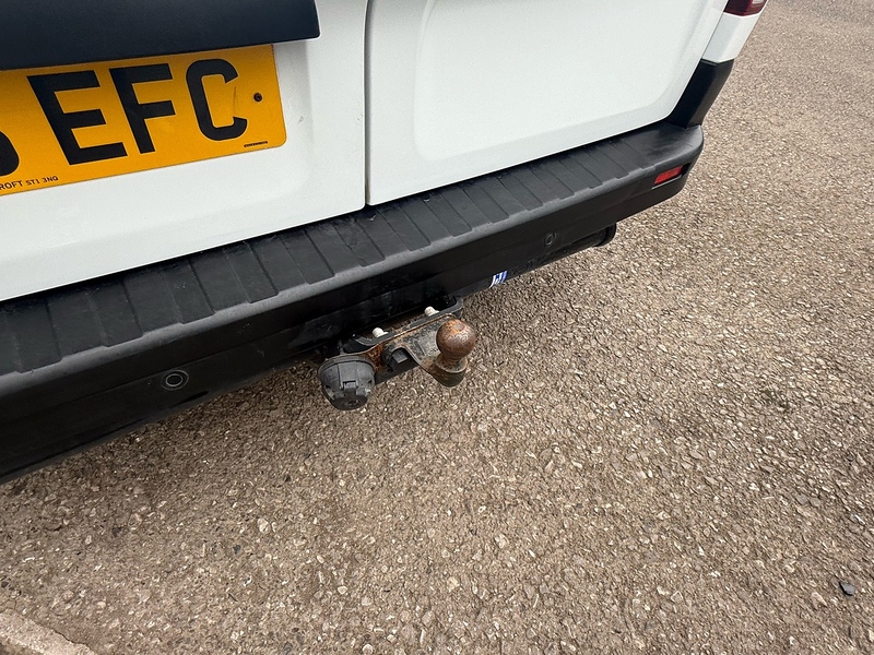 Renault 2.0 dCi Blue SL28 Sport Panel Van 5dr Diesel Manual L1 H1 Euro 6 (s/s) (130 ps)