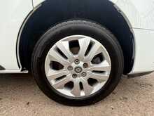 Renault Trafic dCi Blue SL28 Sport 