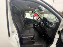 Renault Trafic dCi Blue SL28 Sport 