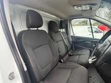 Renault Trafic dCi Blue SL28 Sport 