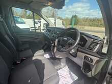 Ford Transit Custom 300 EcoBlue Leader 