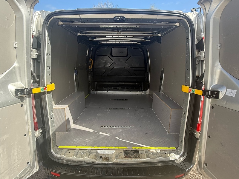 Ford 2.0 300 EcoBlue Leader Panel Van 5dr Diesel Manual L1 H1 Euro 6 (s/s) (105 ps)