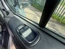 Ford Transit Custom 300 EcoBlue Leader 