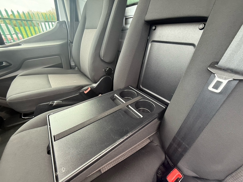 Ford 2.0 350 EcoBlue MHEV Leader Chassis Cab 2dr Diesel Manual RWD L4 Euro 6 (s/s) (130 ps)