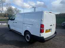 Vauxhall Vivaro Turbo D 2900 Dynamic 