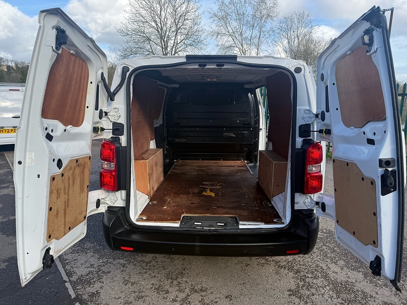 Vauxhall 1.5 Turbo D 2900 Dynamic Panel Van 6dr Diesel Manual L2 H1 Euro 6 (s/s) (100 ps)