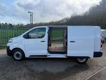 Vauxhall Vivaro Turbo D 2900 Dynamic 
