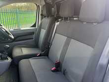 Vauxhall Vivaro Turbo D 2900 Dynamic 