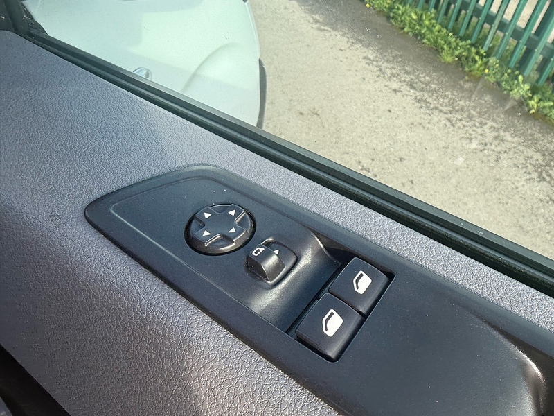 Vauxhall 1.5 Turbo D 2900 Dynamic Panel Van 6dr Diesel Manual L2 H1 Euro 6 (s/s) (100 ps)