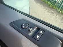 Vauxhall Vivaro Turbo D 2900 Dynamic 