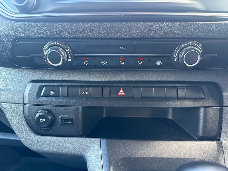 Vauxhall 1.5 Turbo D 2900 Dynamic Panel Van 6dr Diesel Manual L2 H1 Euro 6 (s/s) (100 ps)