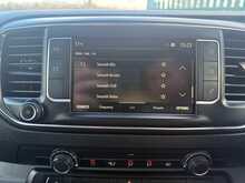 Vauxhall Vivaro Turbo D 2900 Dynamic 