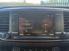 Vauxhall Vivaro Turbo D 2900 Dynamic 